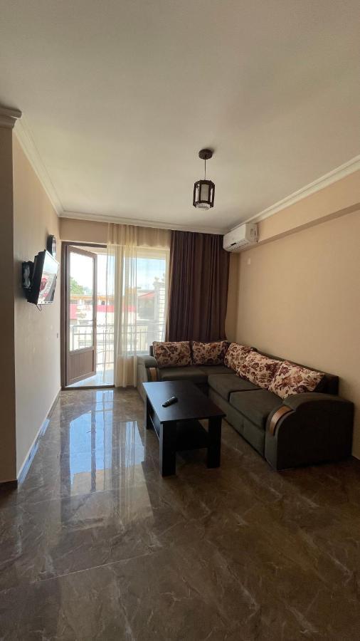 Samni Hotel อูเรคี ภายนอก รูปภาพ